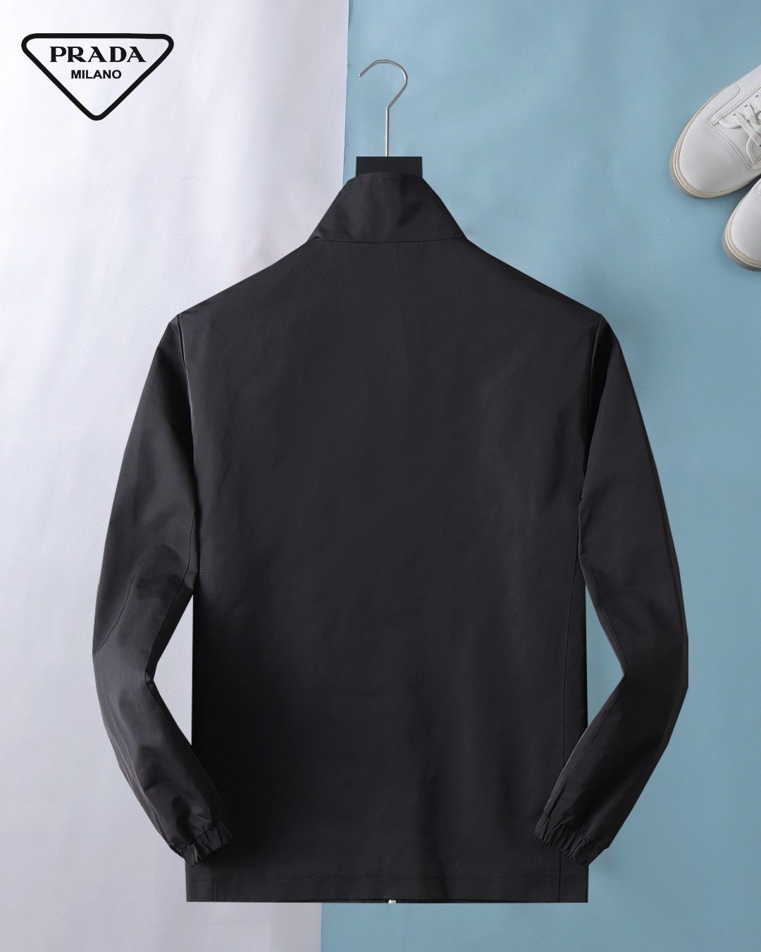 Hoodies & Sweatshirts