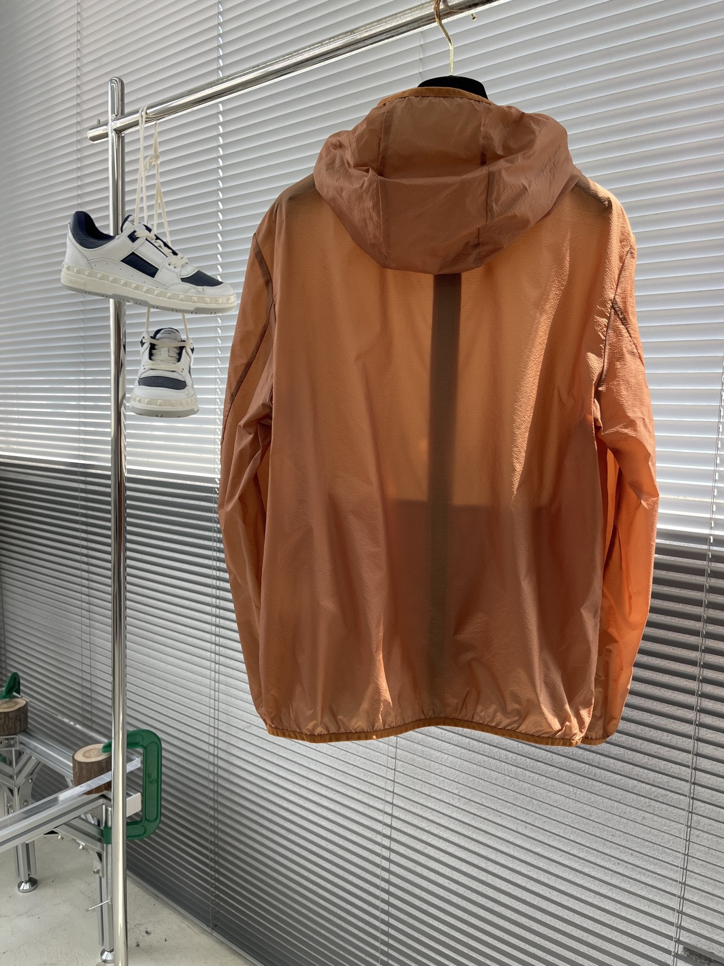 Hoodies & Sweatshirts