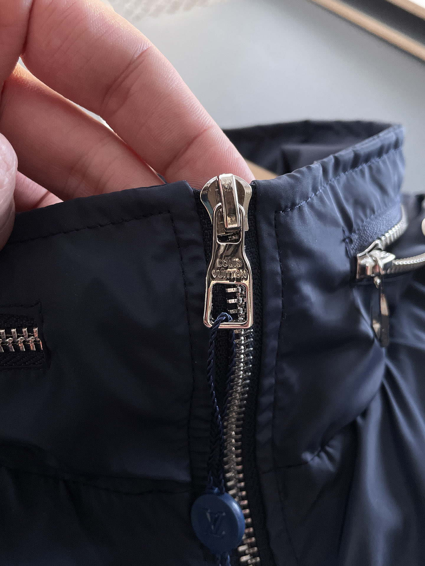 Hoodies & Sweatshirts