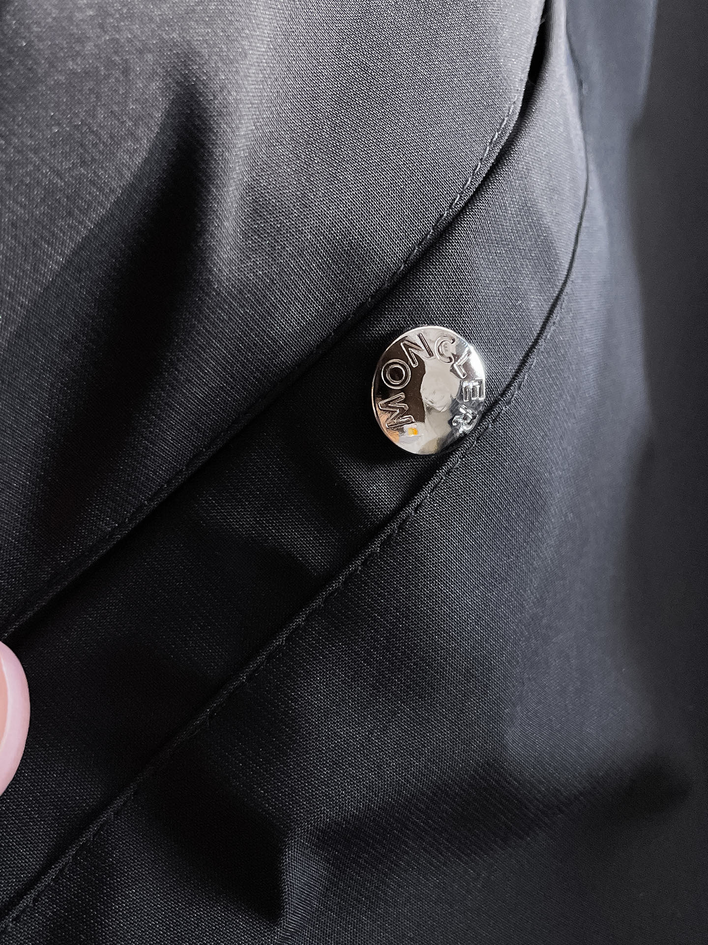 Hoodies & Sweatshirts