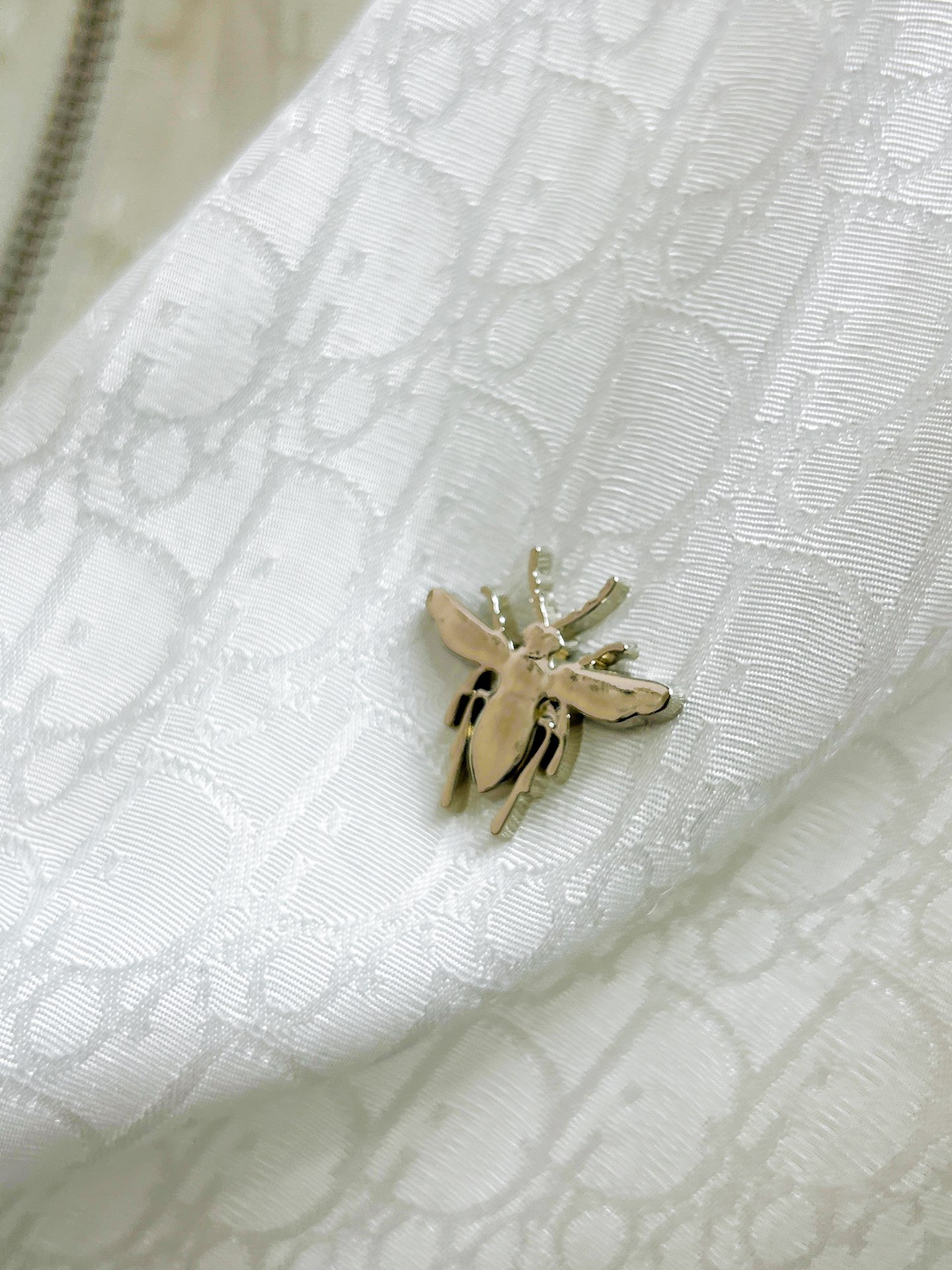 Hoodies & Sweatshirts