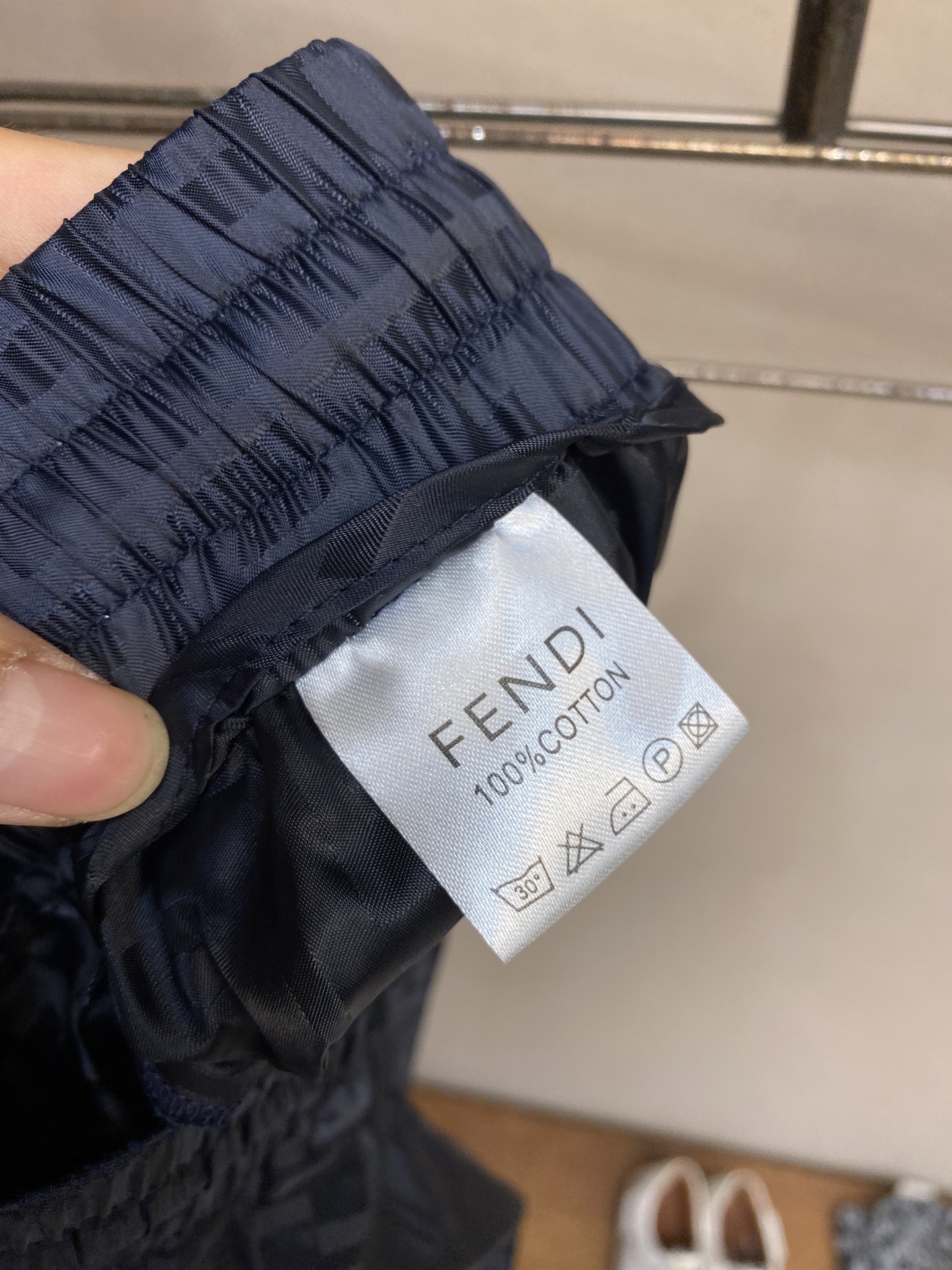 Hoodies & Sweatshirts