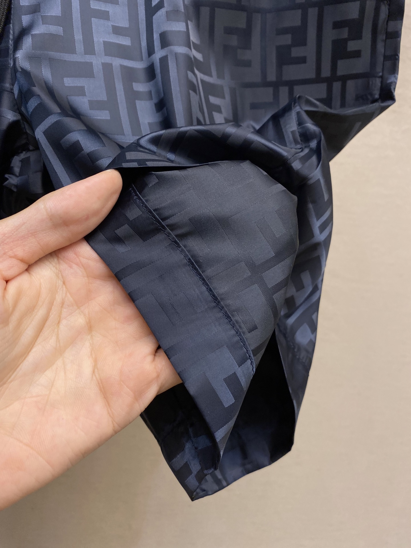 Hoodies & Sweatshirts