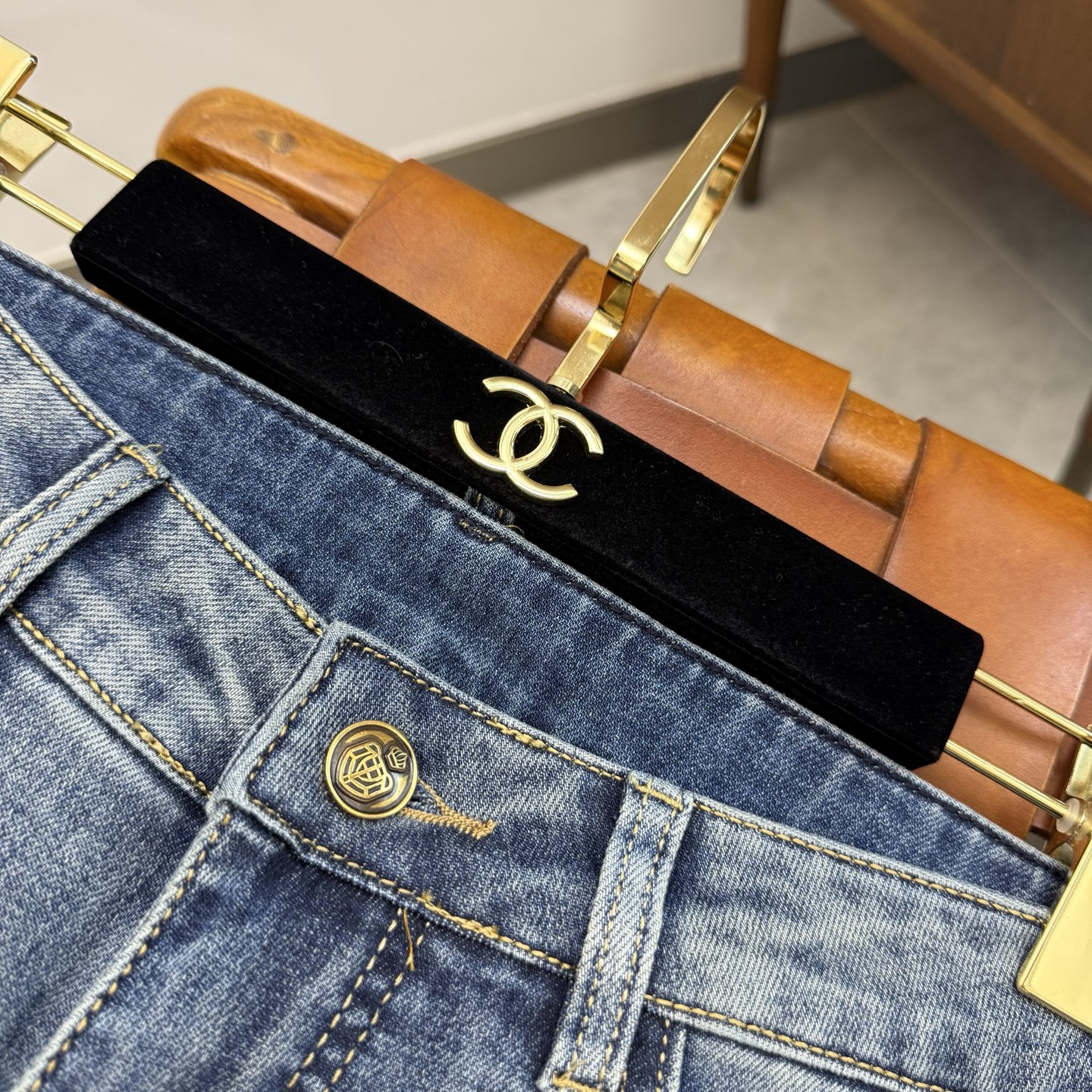 jeans