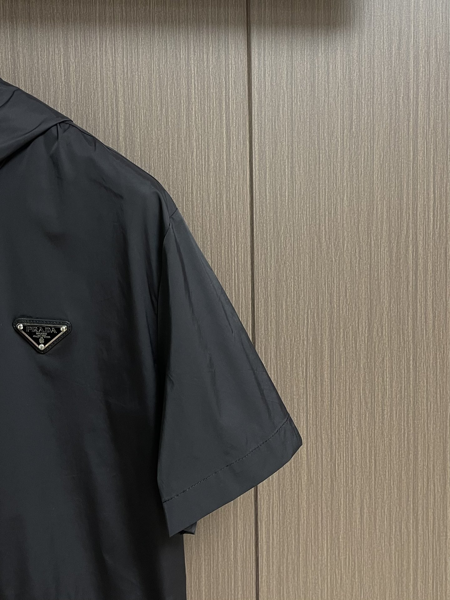 Hoodies & Sweatshirts