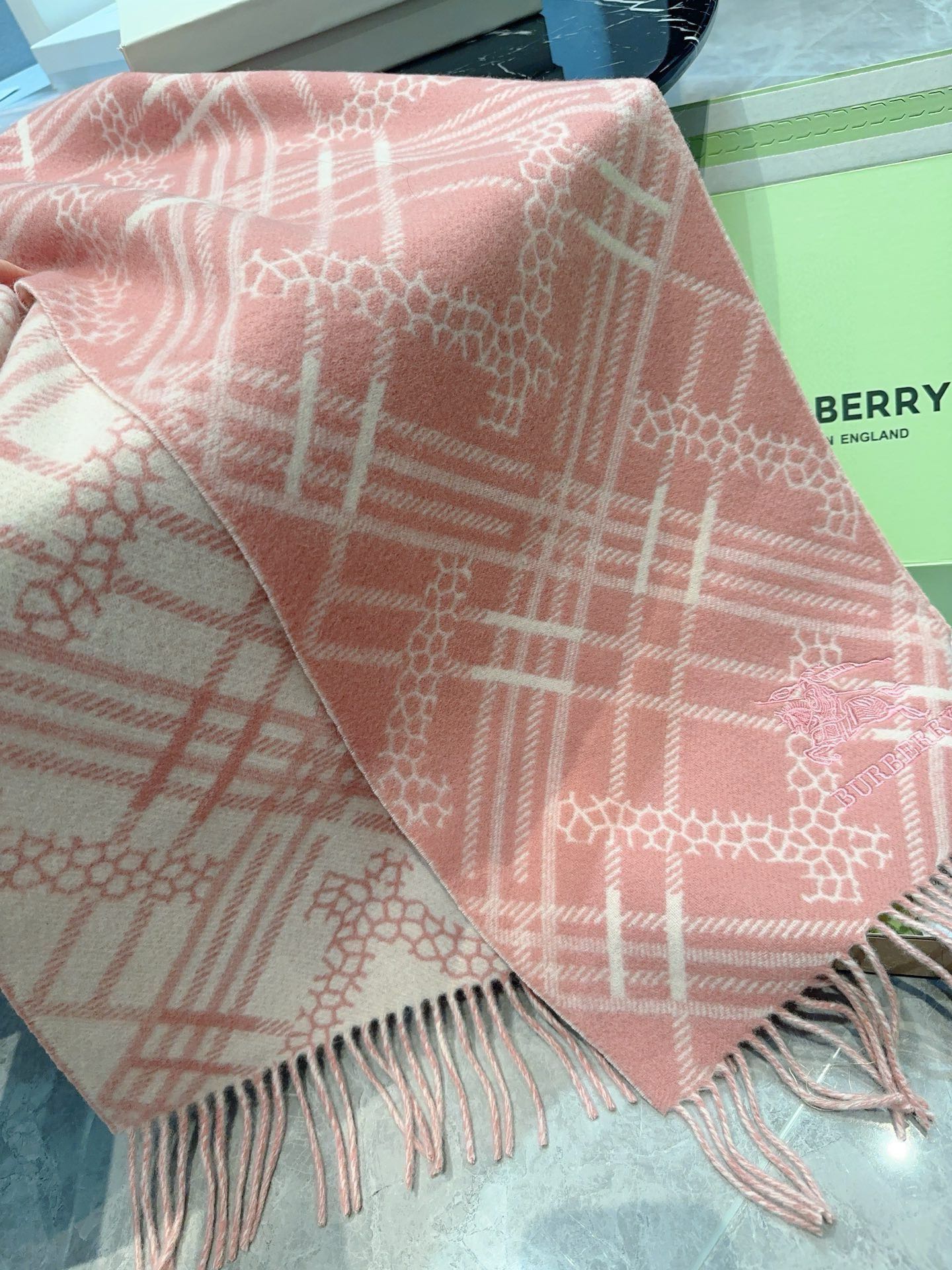 Burberry-9