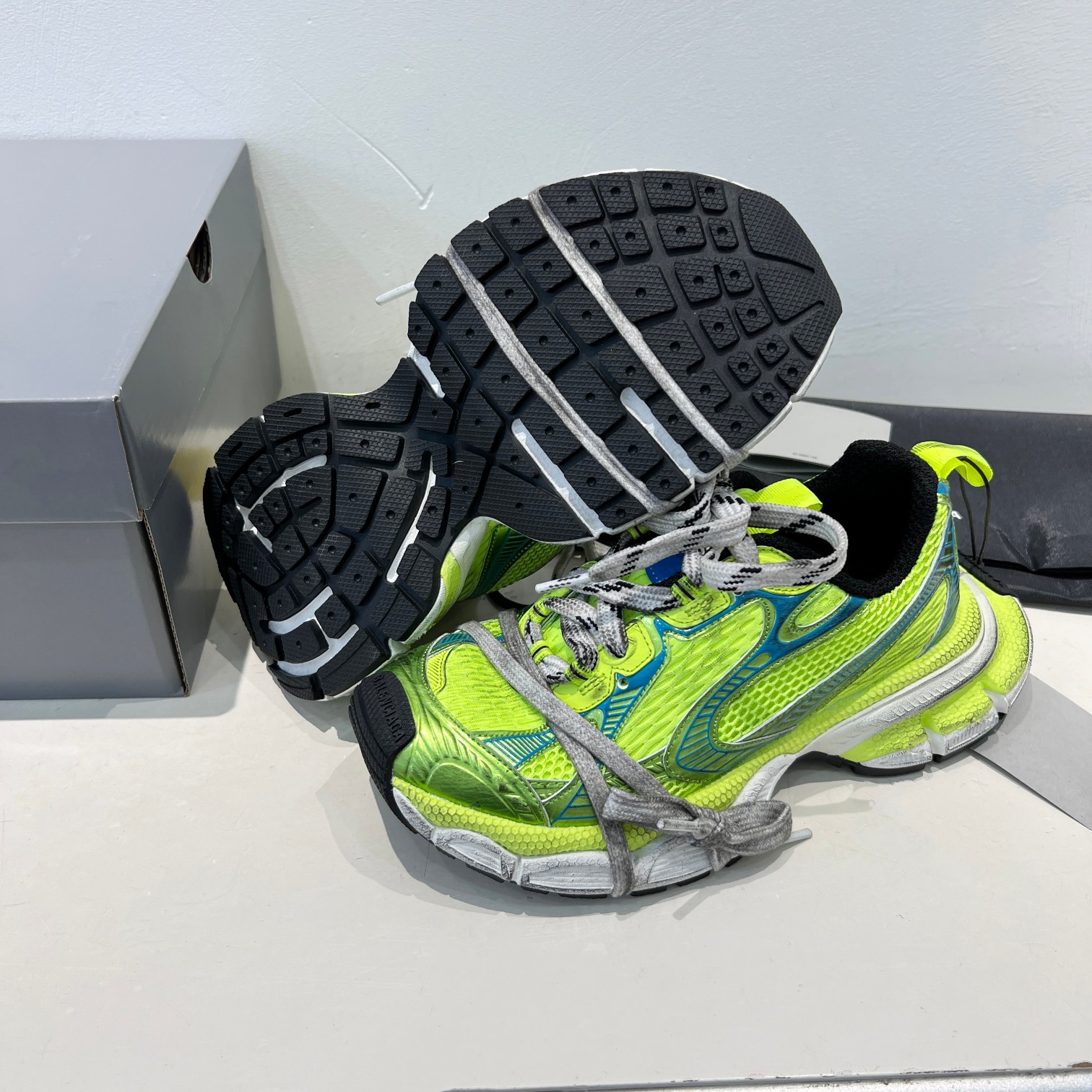 BalenciagaSHOES