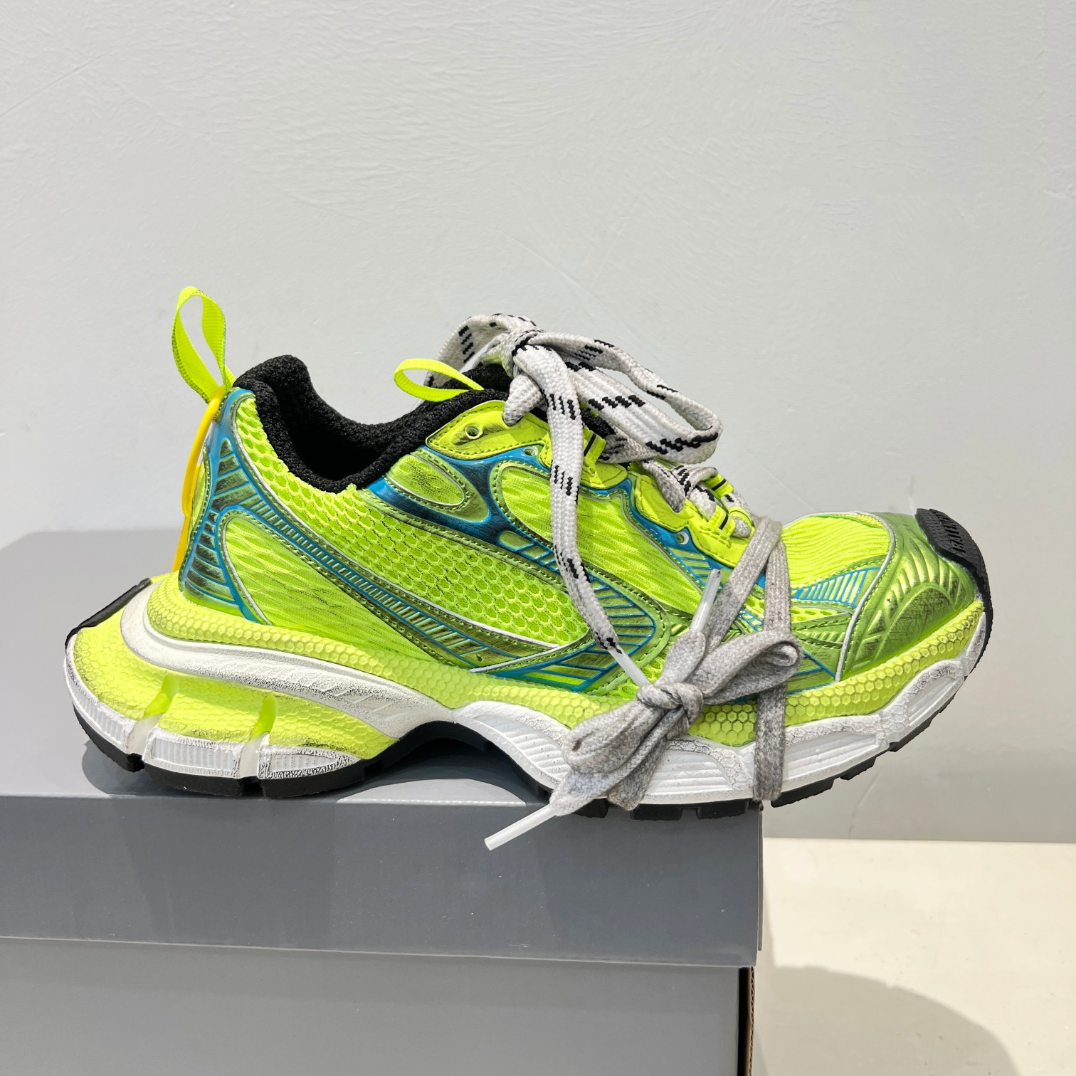 BalenciagaSHOES
