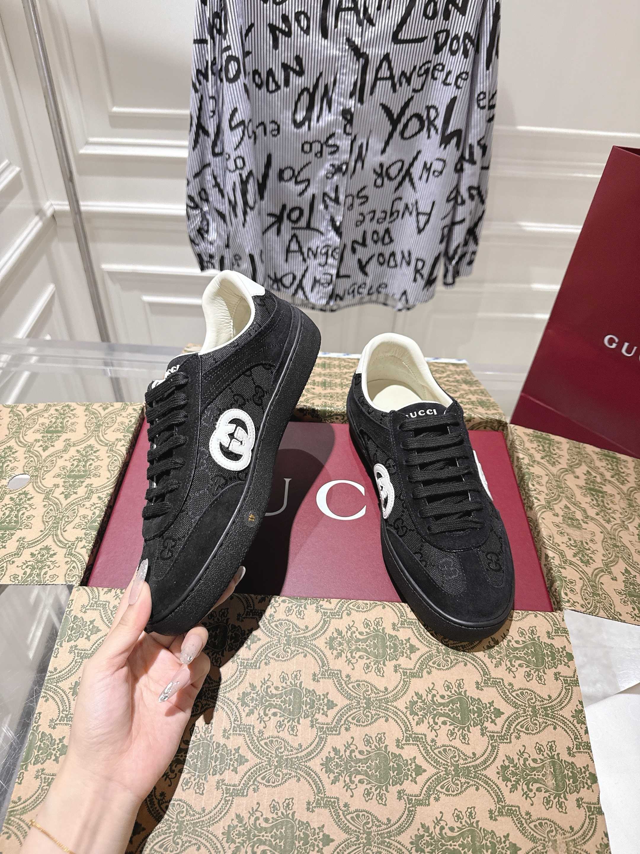 GucciShoes