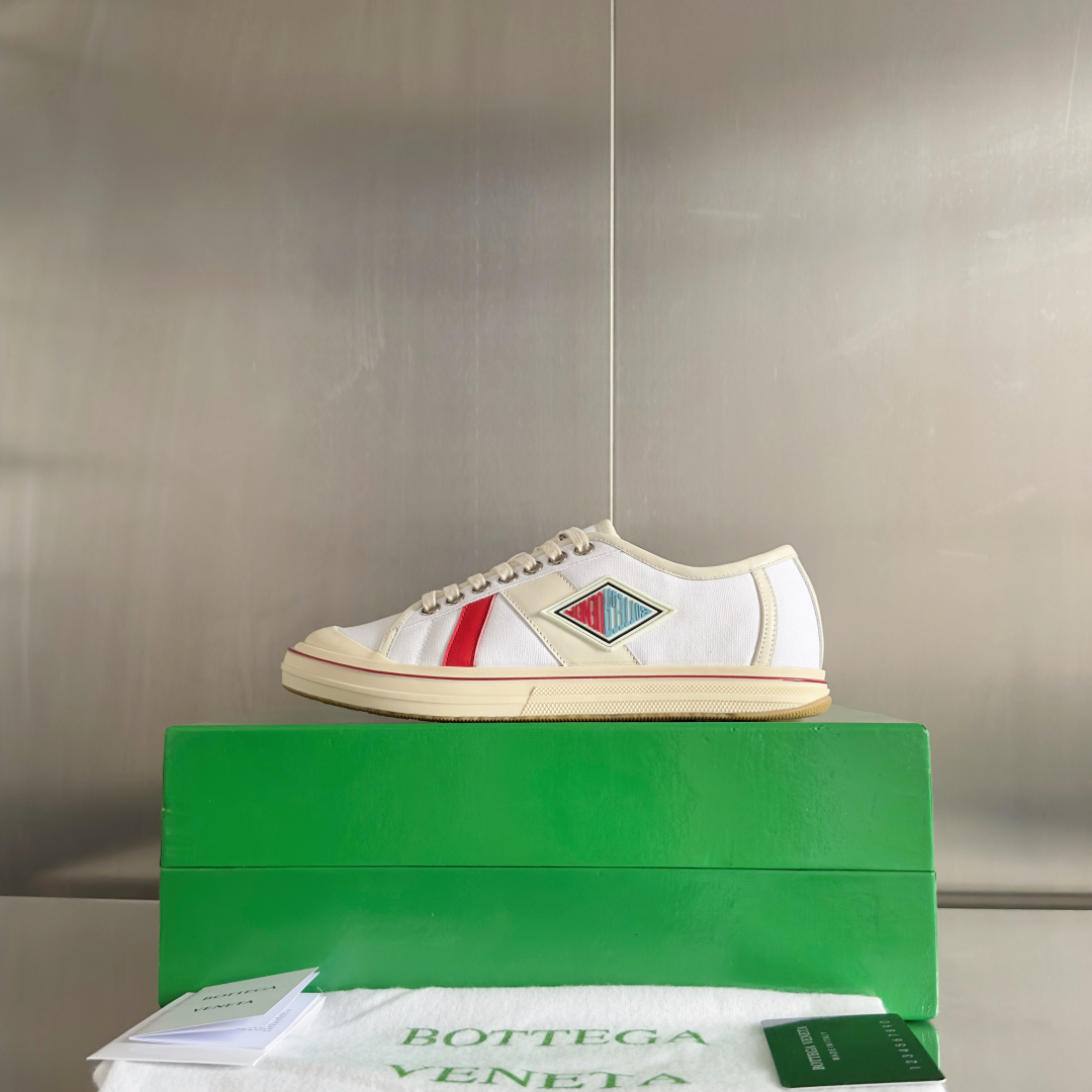 BVSHOES