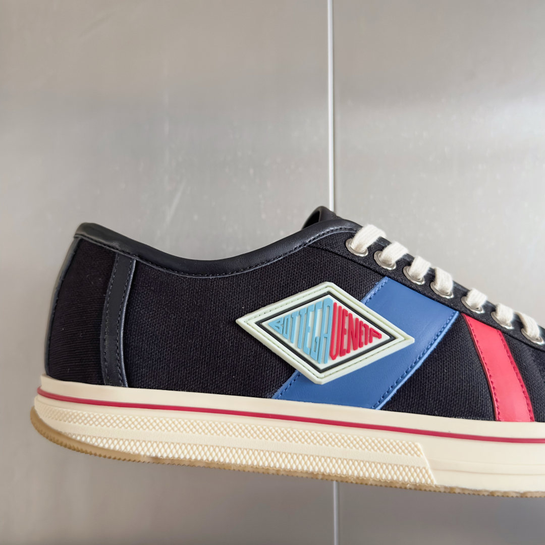 BVSHOES