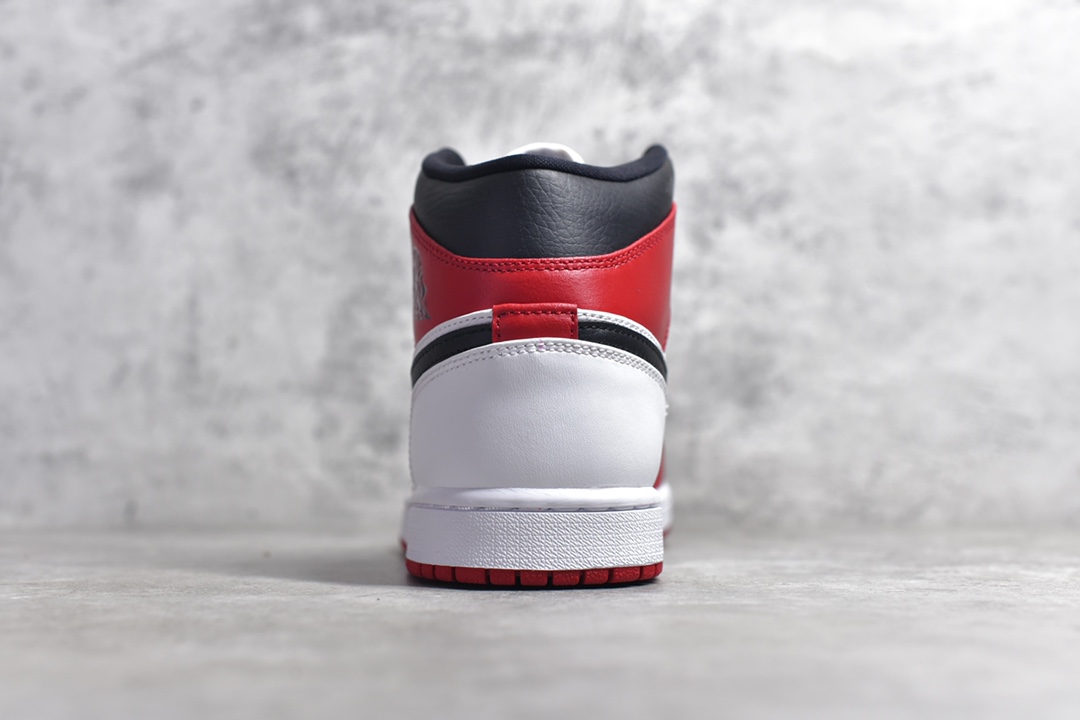 AirJordan1MidSHOES