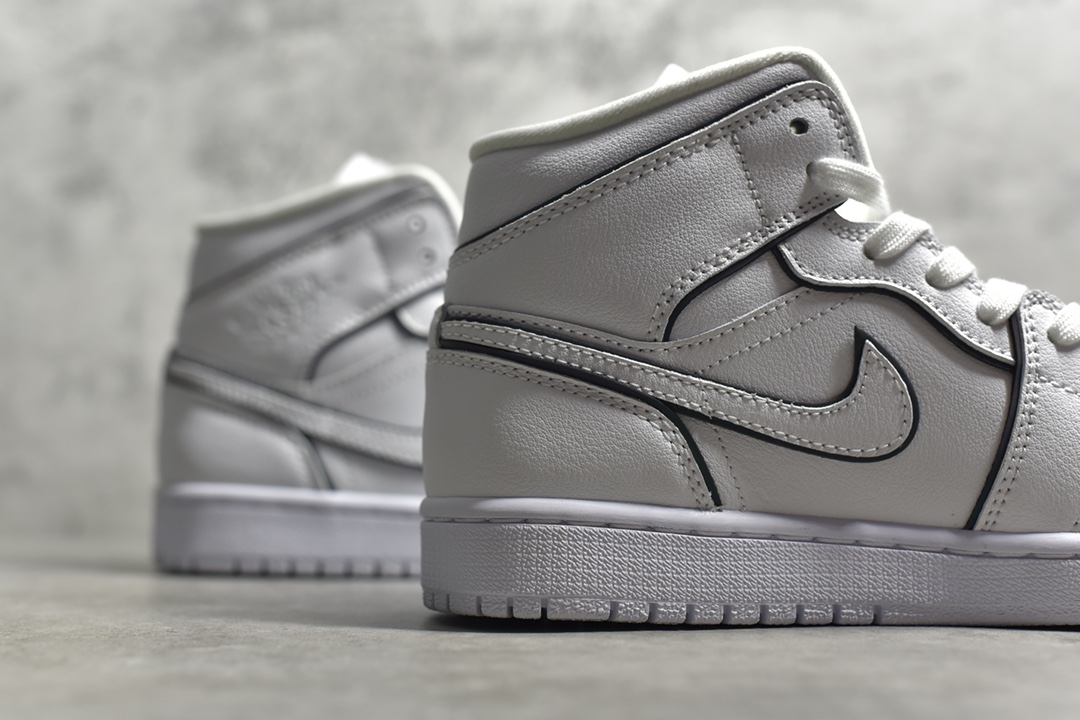 AirJordan1MidSHOES
