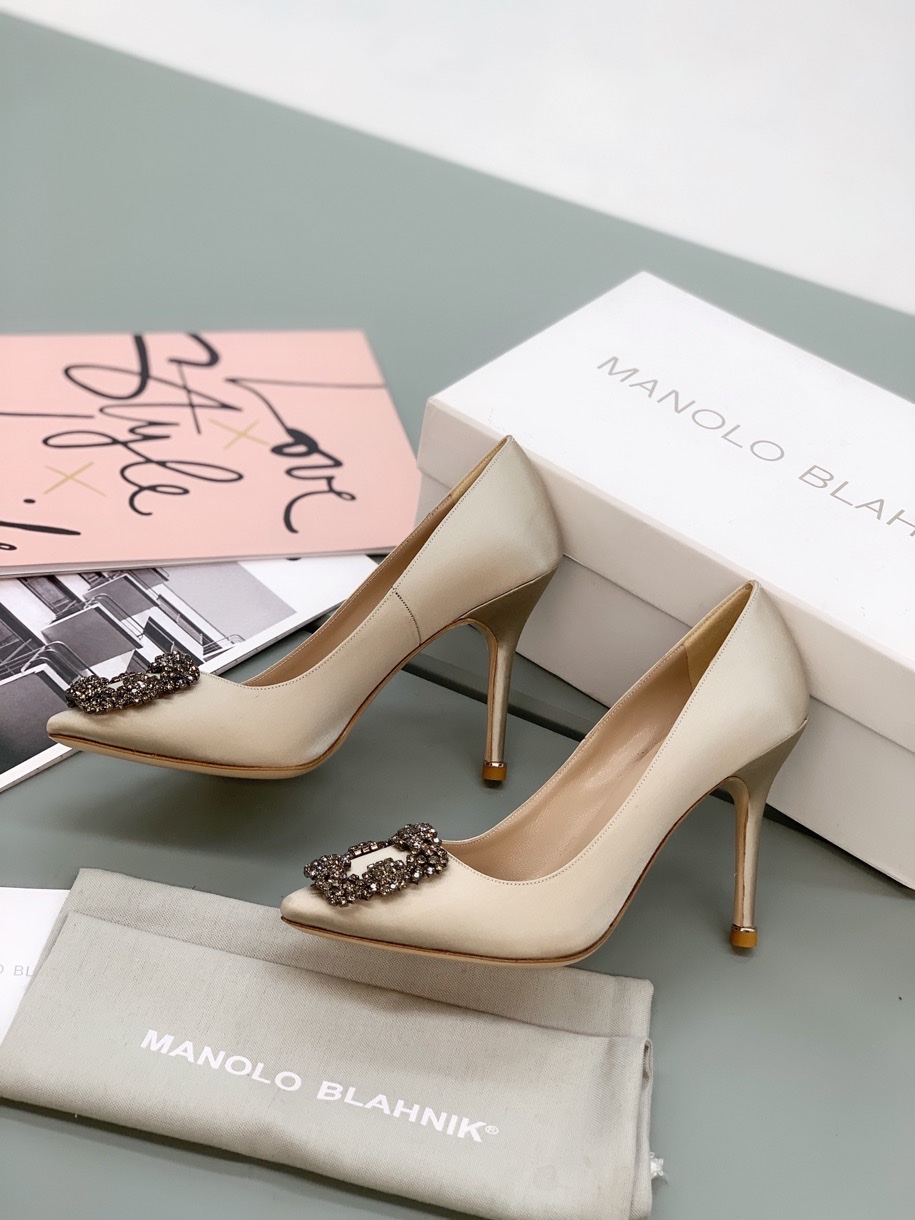 Womens shoes collection