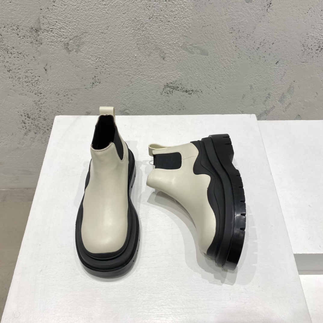 BVSHOES