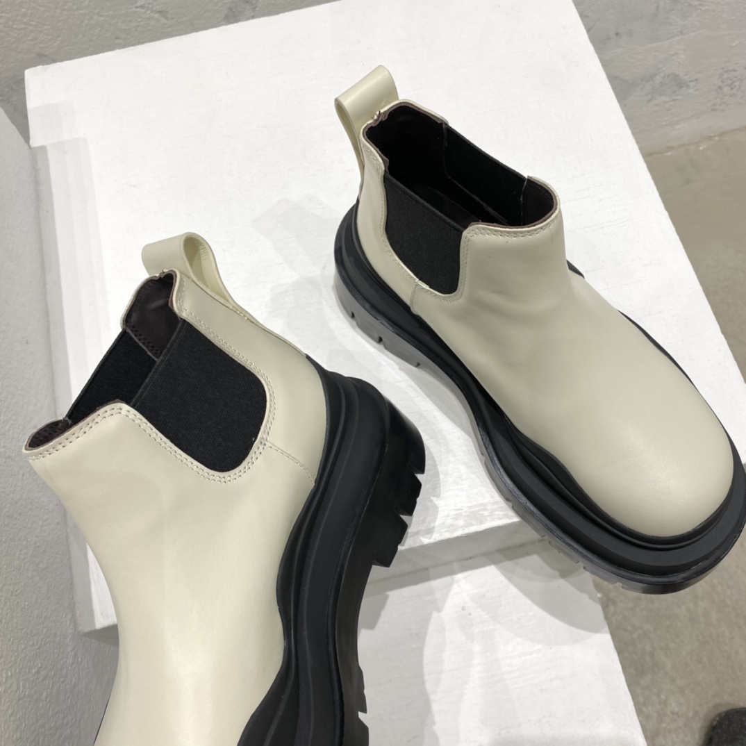 BVSHOES