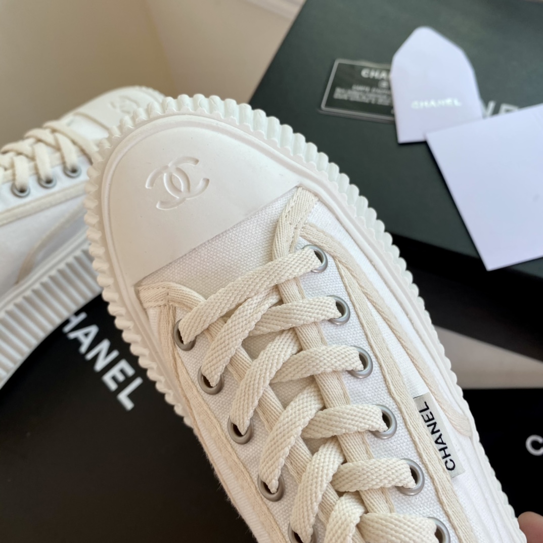 Womens shoes collection