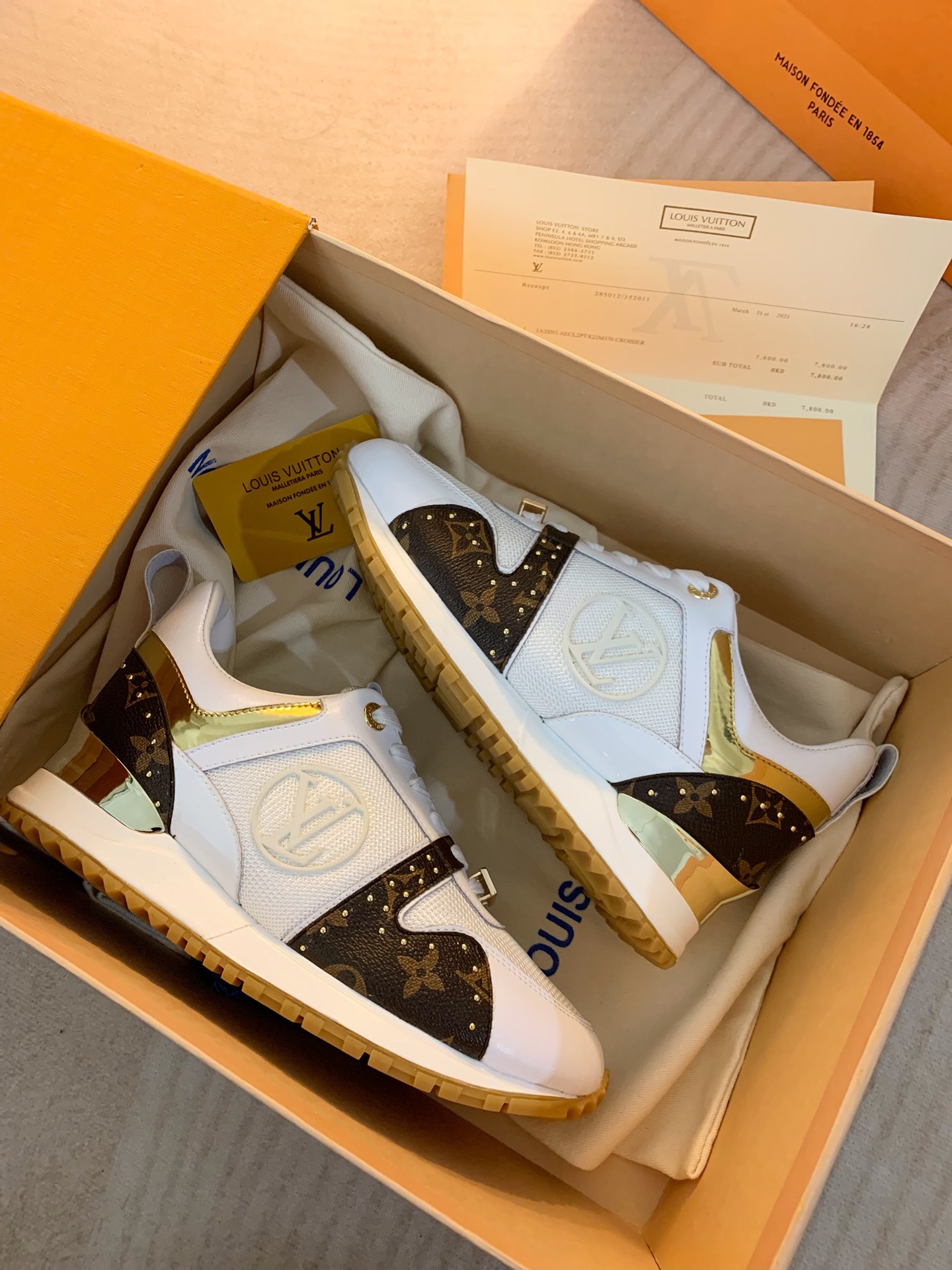 LVShoes