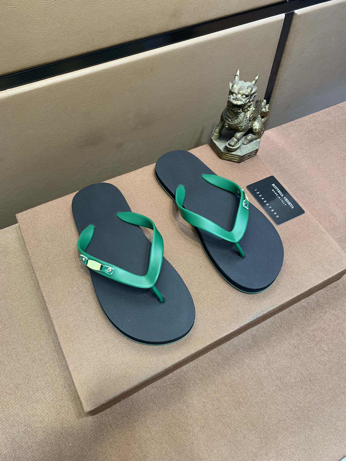 BVSHOES