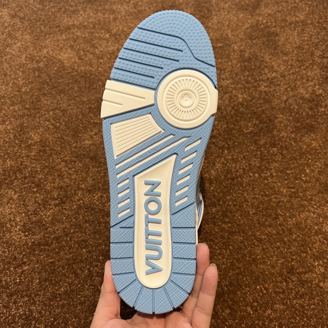 Womens shoes collection