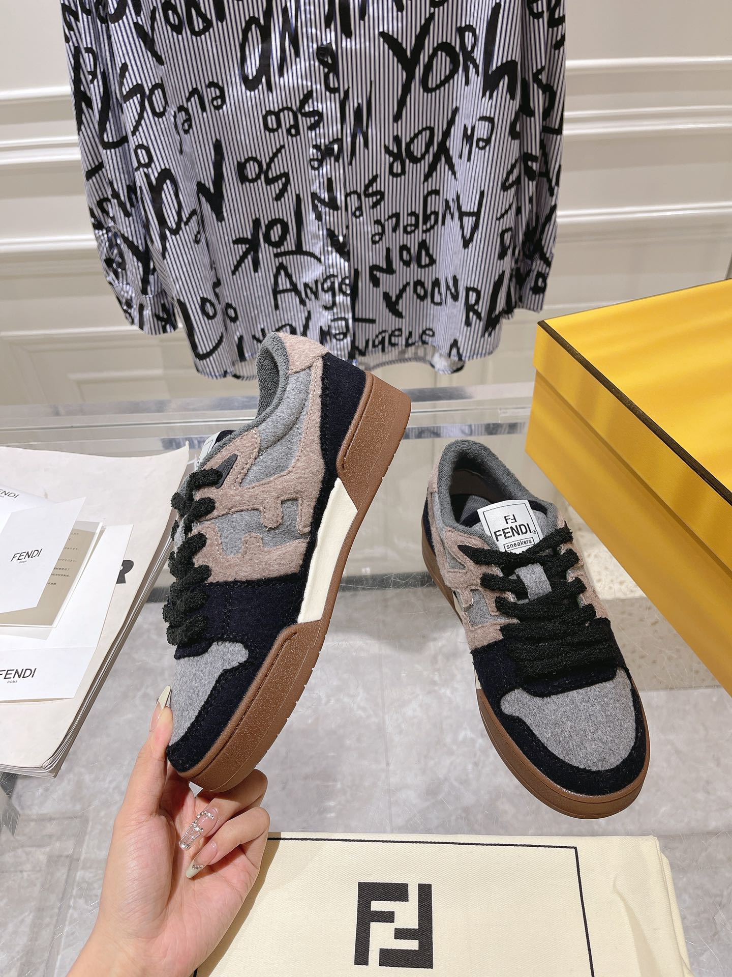FendiSHOES