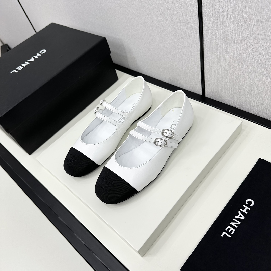 Womens shoes collection