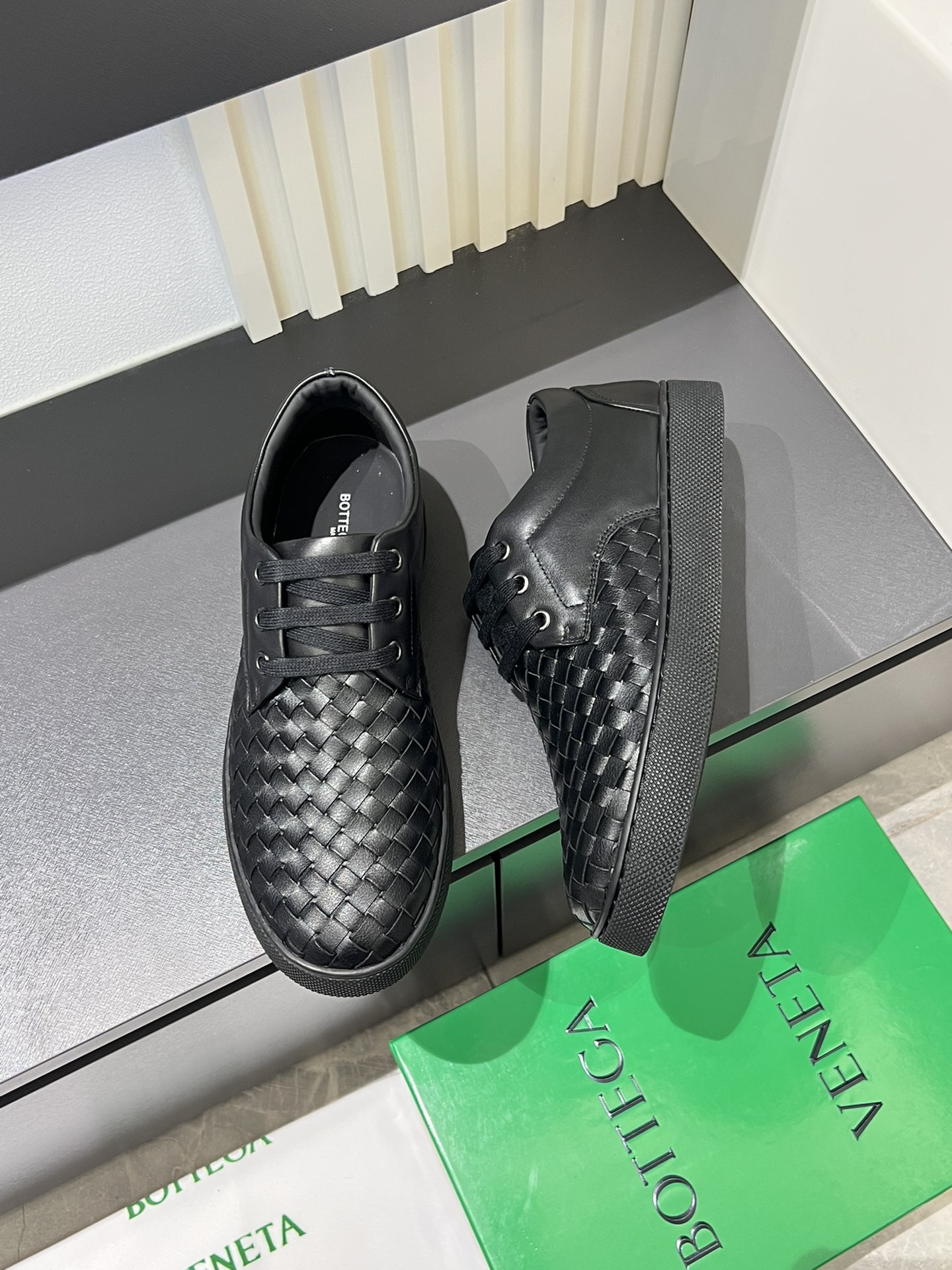 BVSHOES