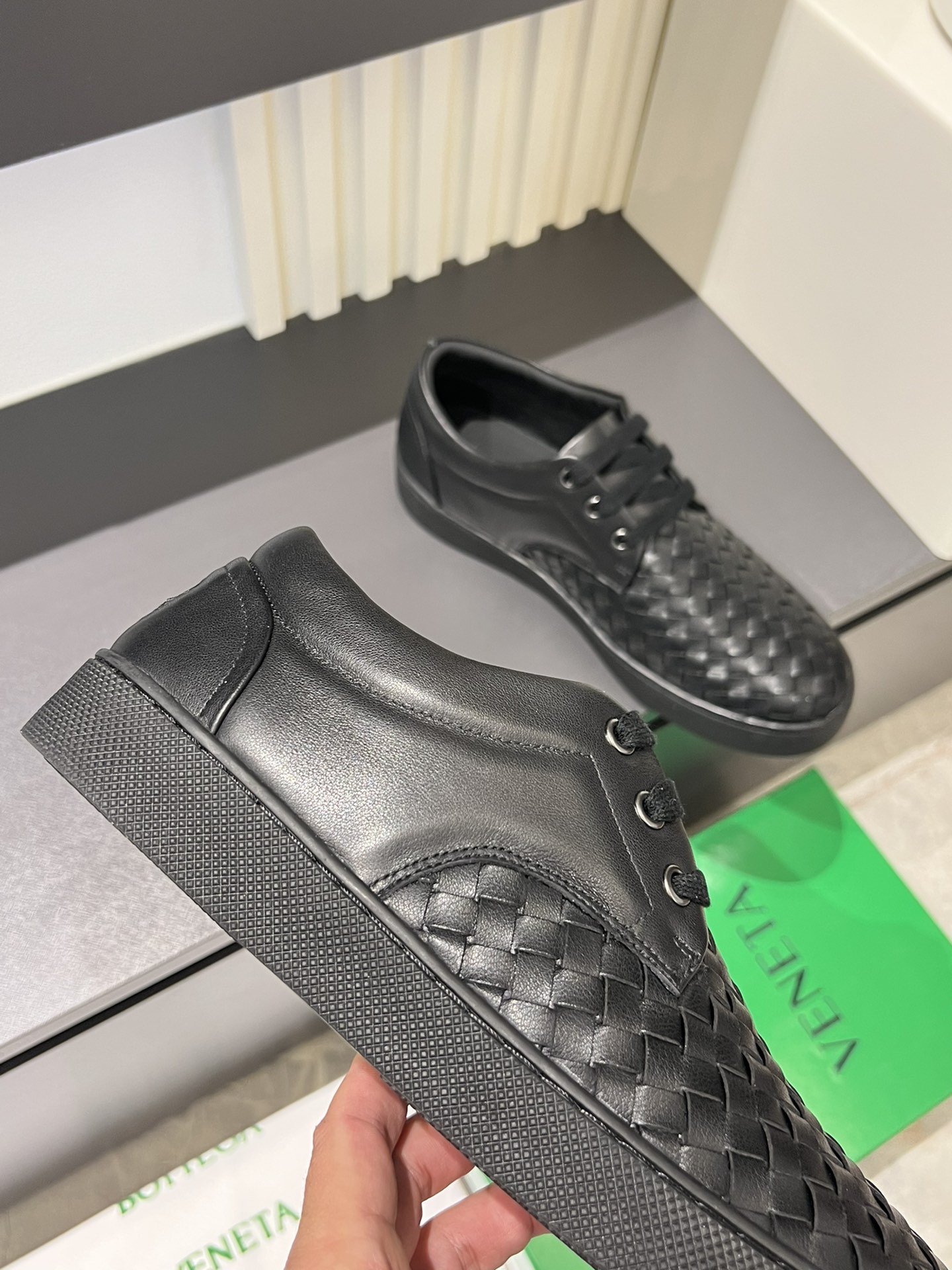 BVSHOES