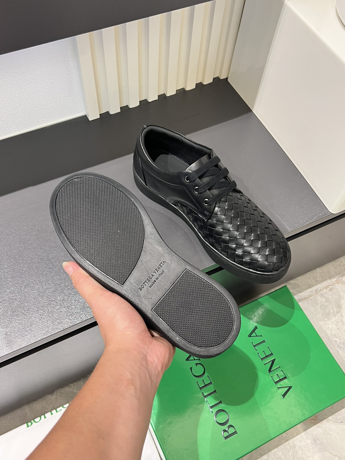 BVSHOES