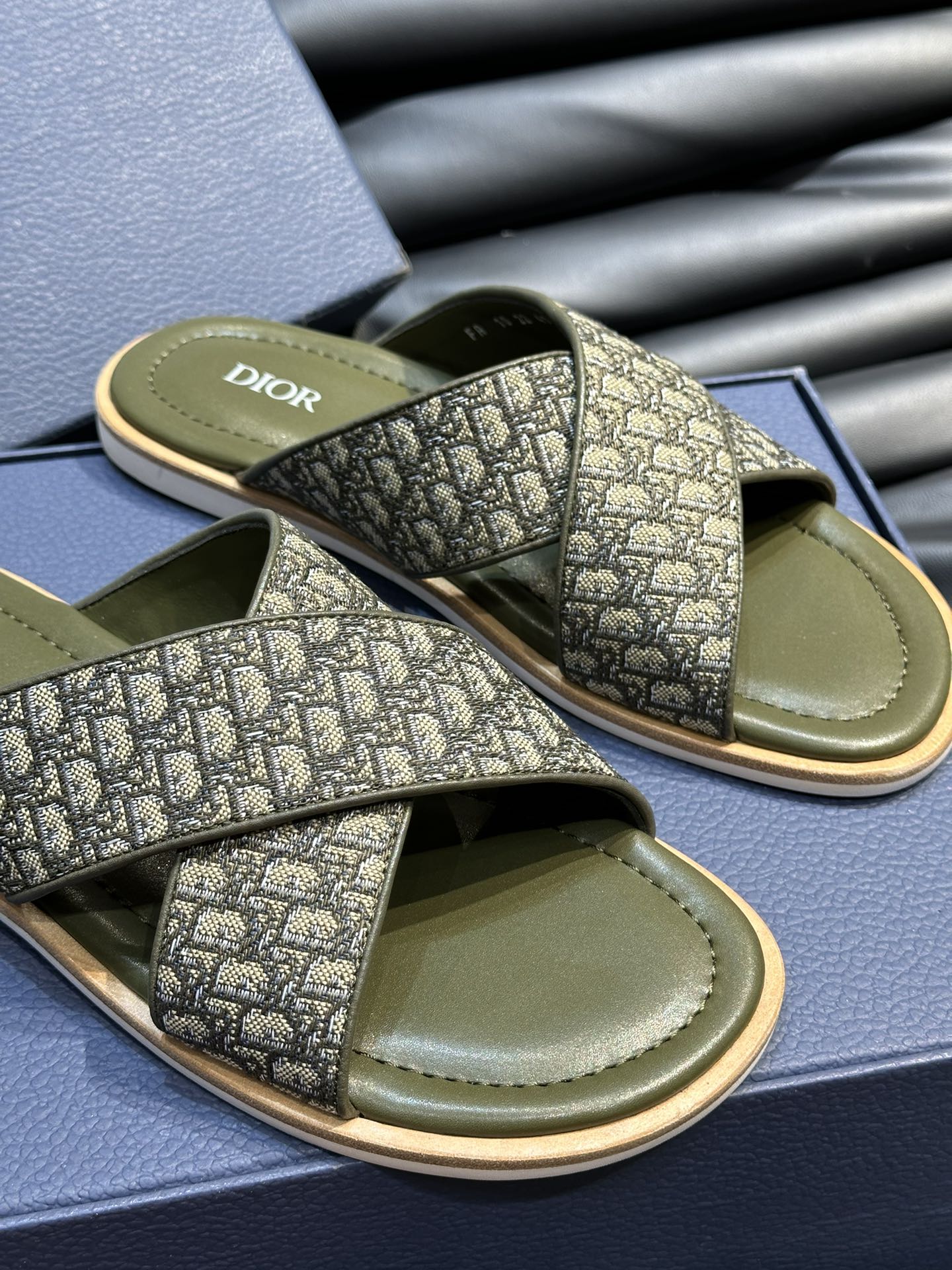 DiorSHOES