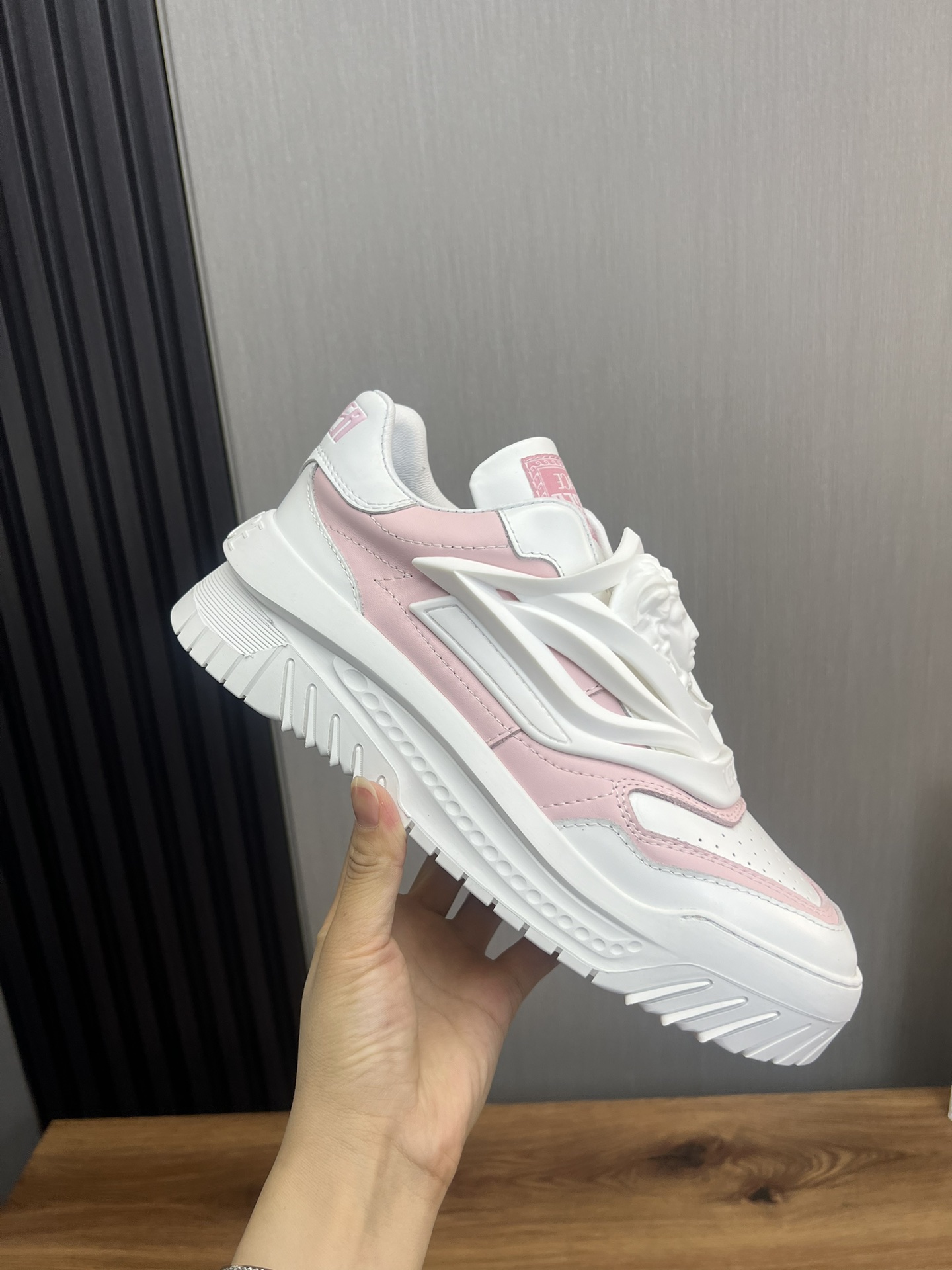 VersaceSHOES