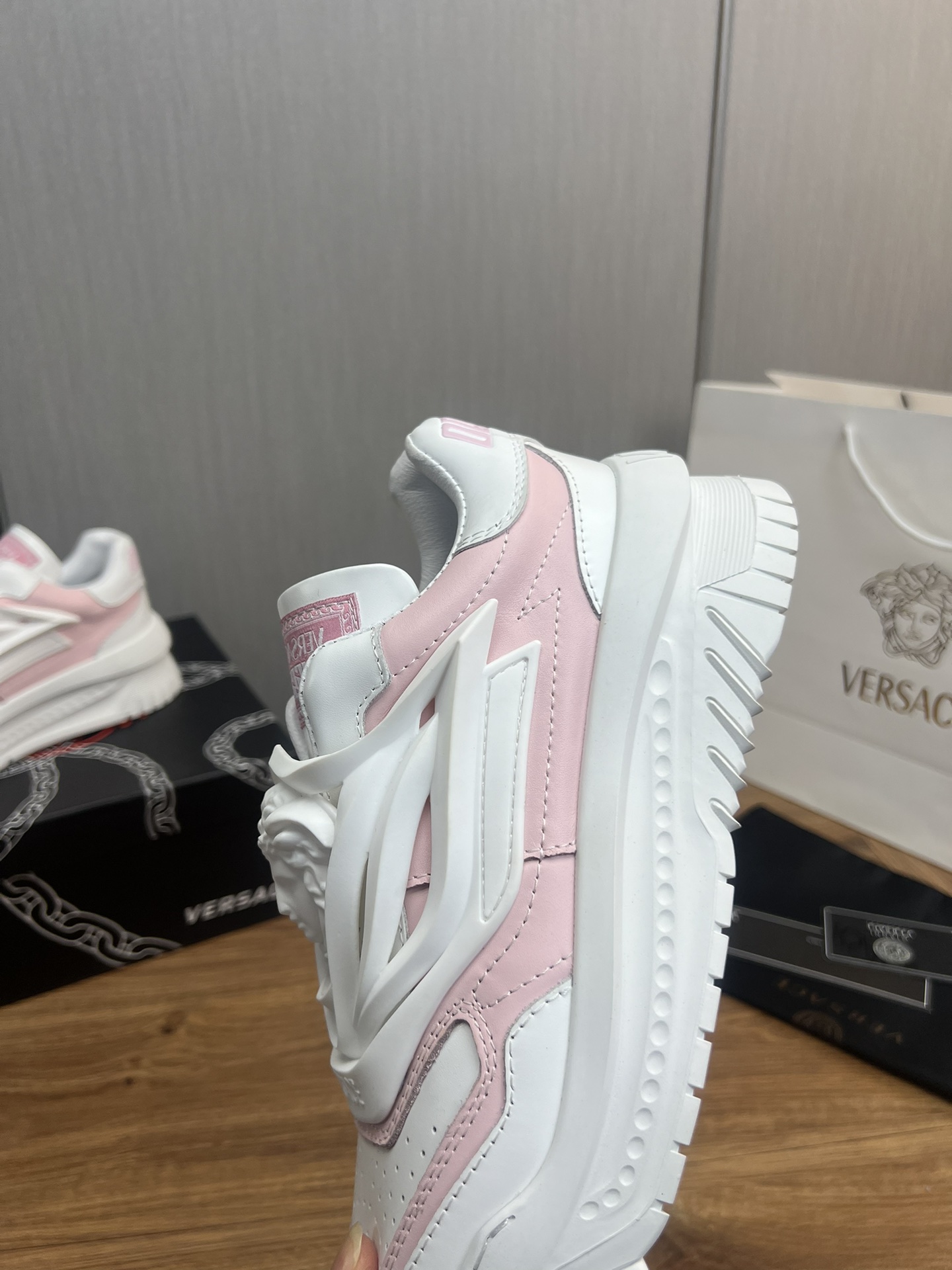 VersaceSHOES