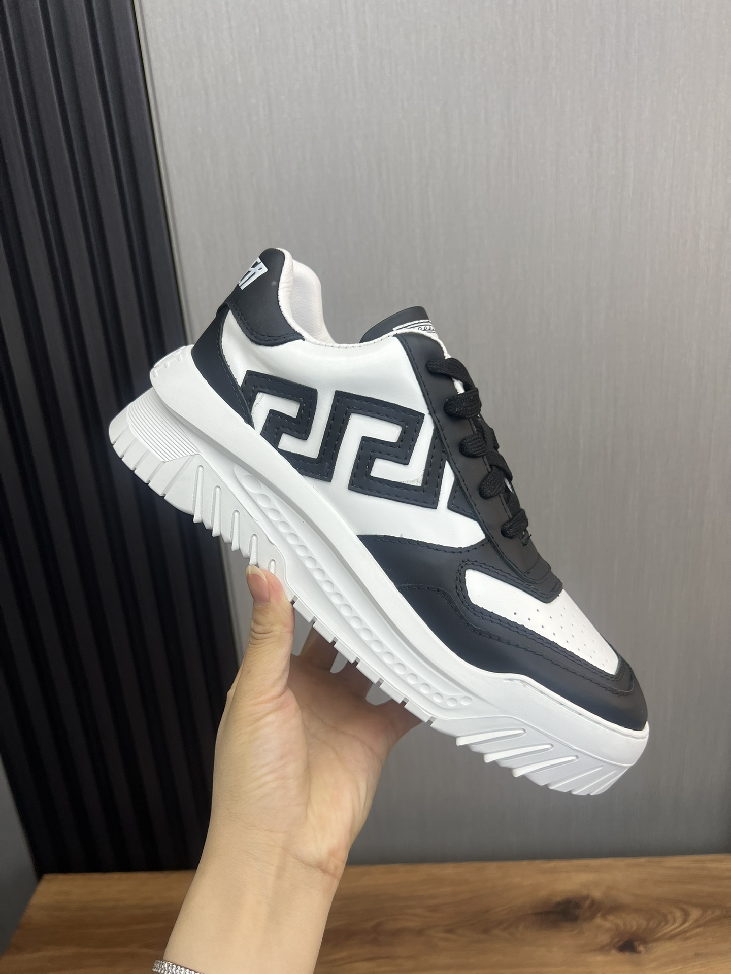 VersaceSHOES