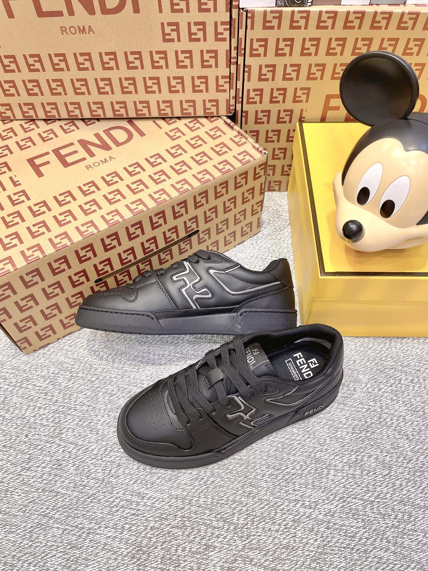 FendiSHOES