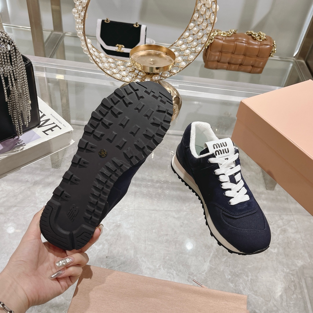 Womens shoes collection