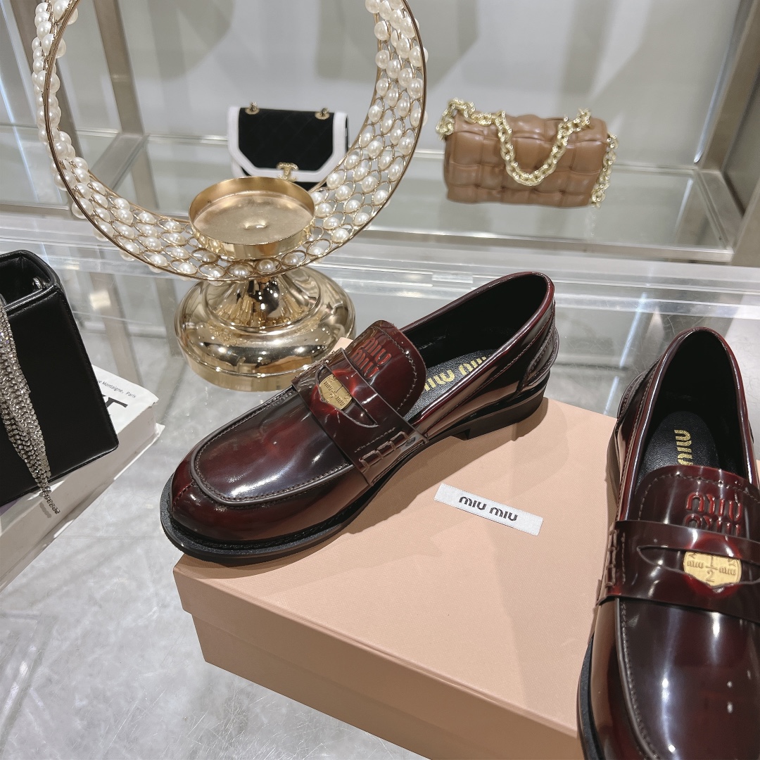 Womens shoes collection