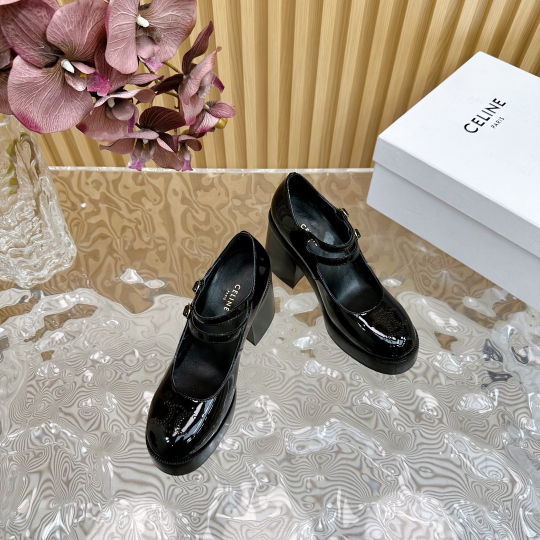 Womens shoes collection