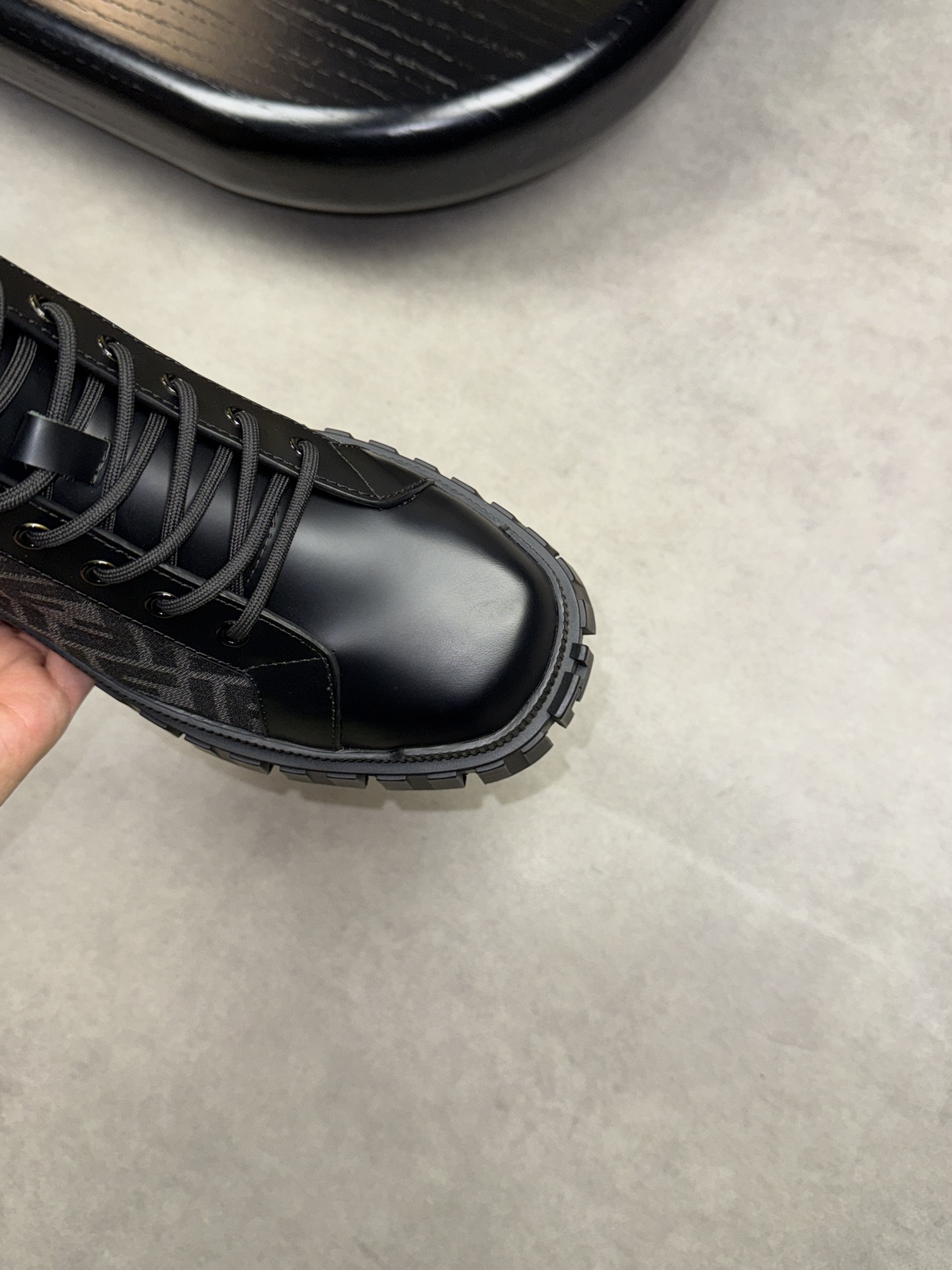 FendiSHOES