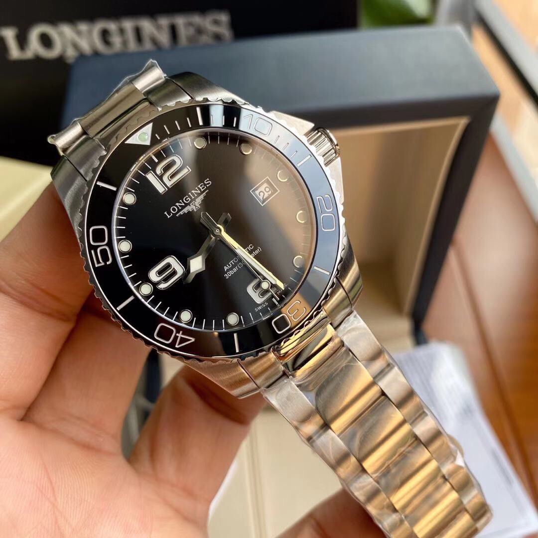 LONGINES