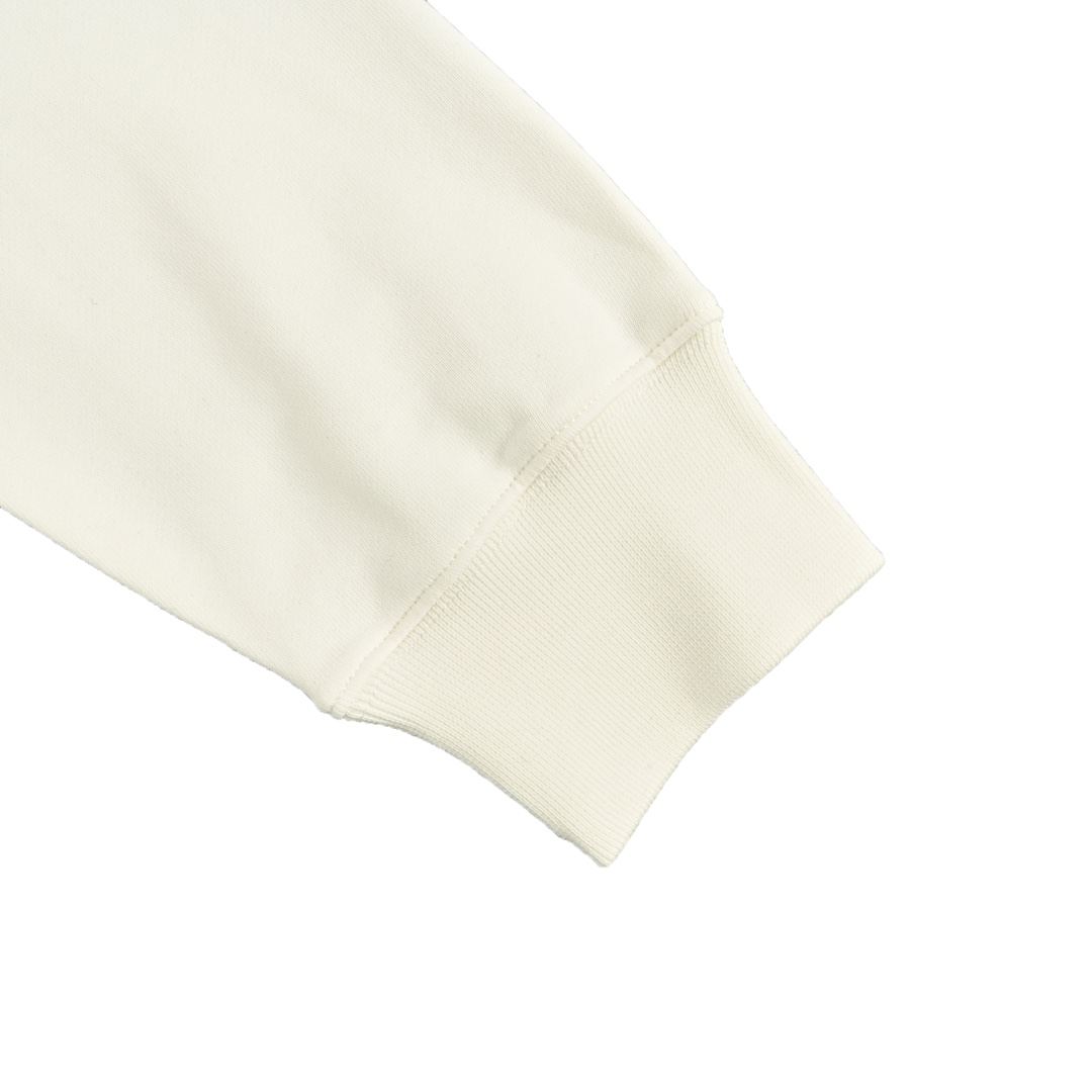 Hoodies & Sweatshirts