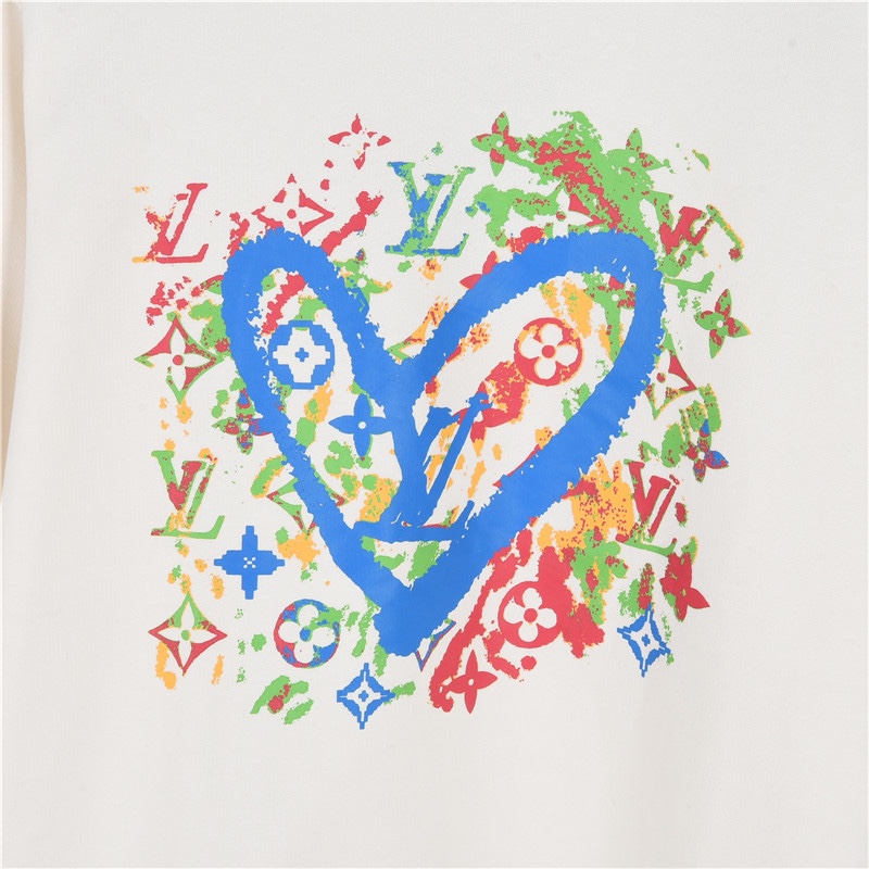 Hoodies & Sweatshirts