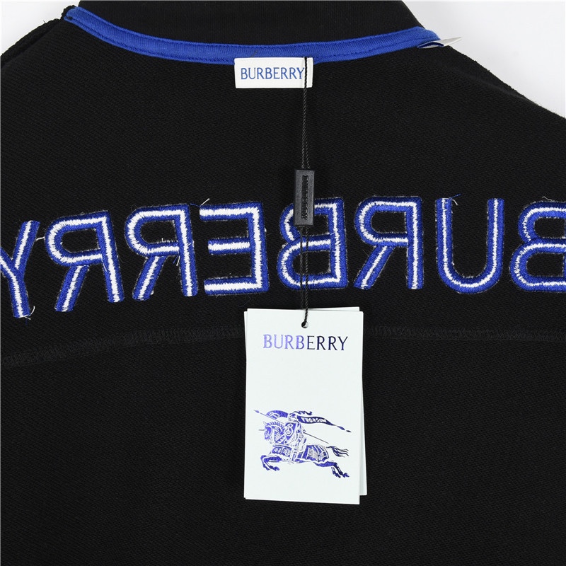 Hoodies & Sweatshirts